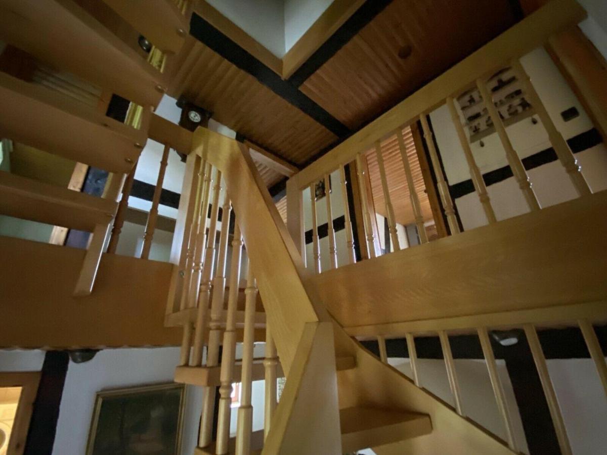 Fachwerk In Bergfreiheit * Bad Wildungen